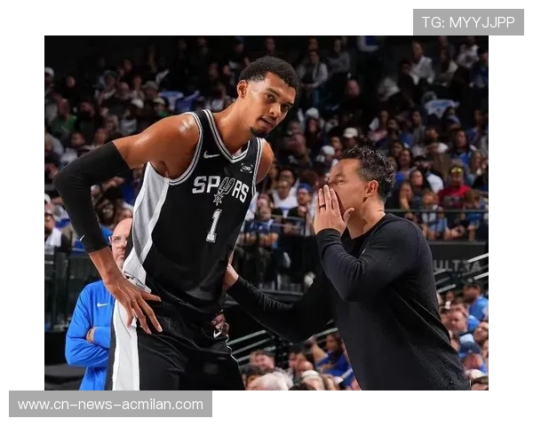 独行侠新秀零度角三分绝杀引爆全场